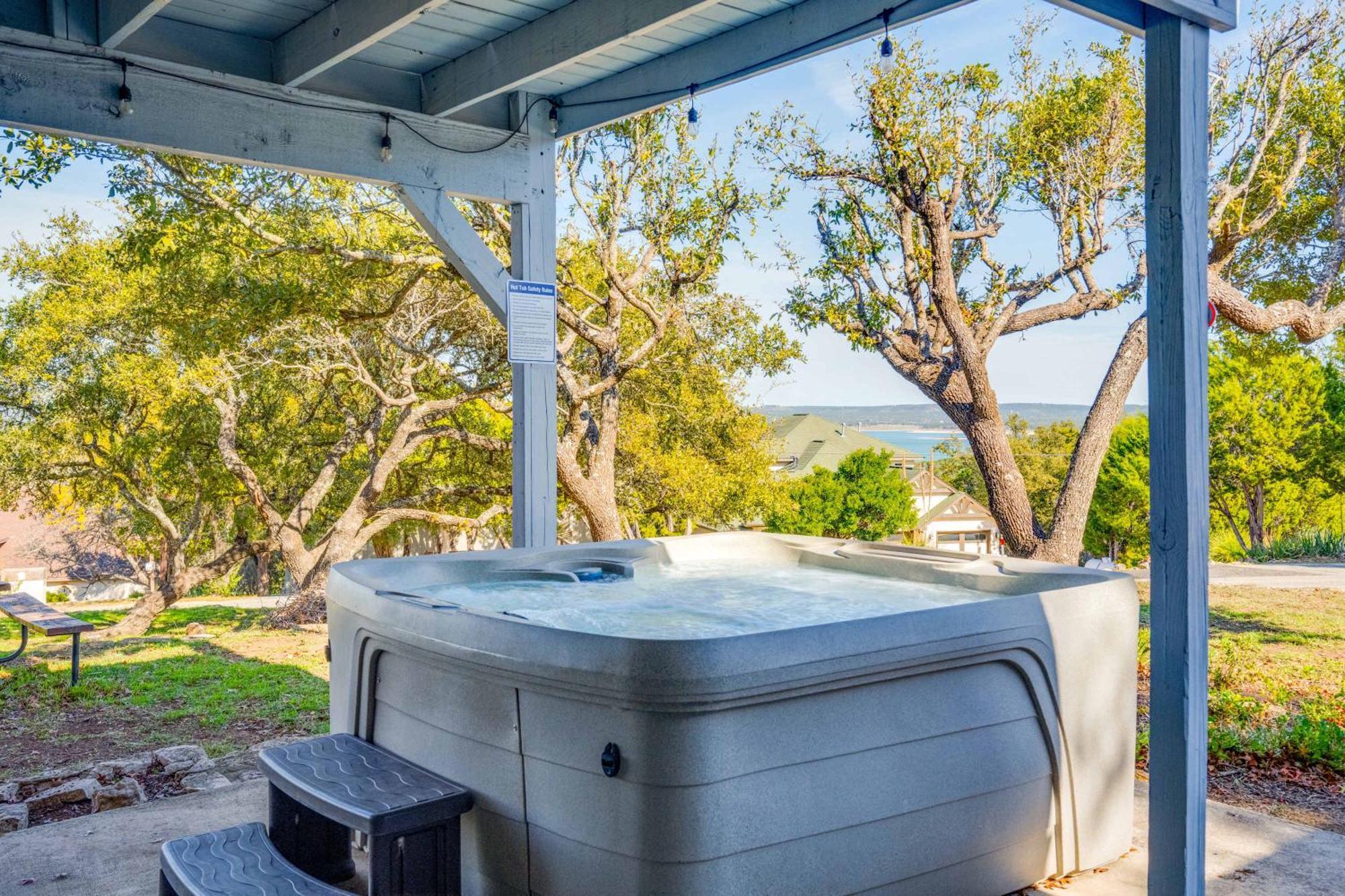 Tequila Sunrise Hot Tub View Firepit Pool Holiday home Canyon Lake