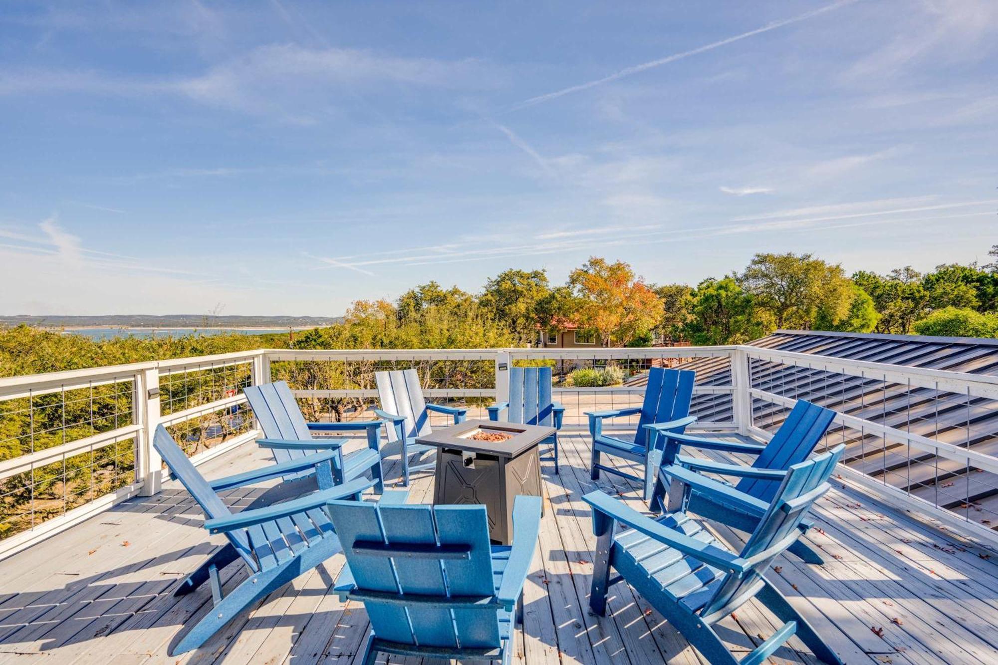 Holiday home Tequila Sunrise Hot Tub View Firepit Pool Canyon Lake